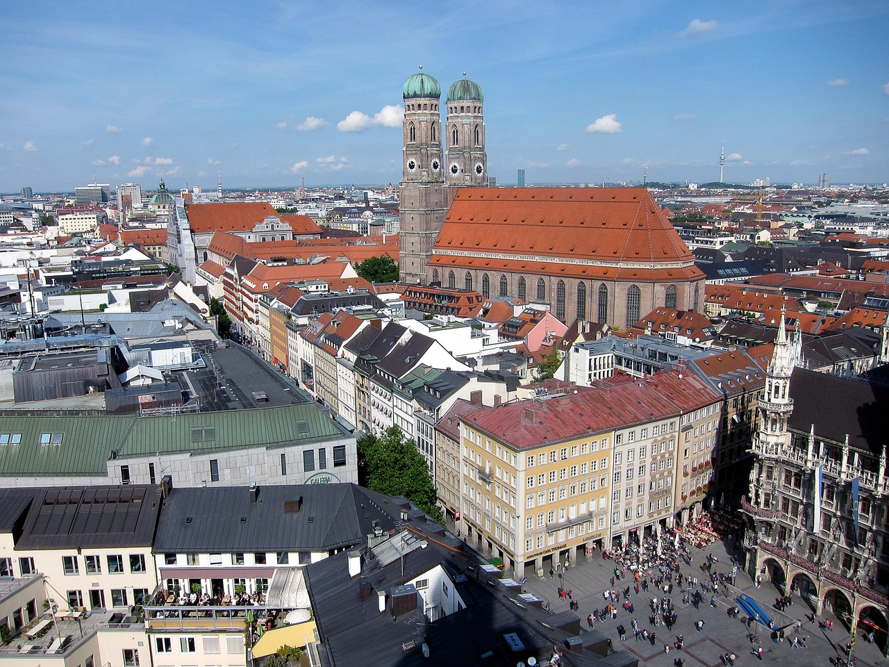 muenchen-stadtrallye-frauenkirche-rathaus-cityduel